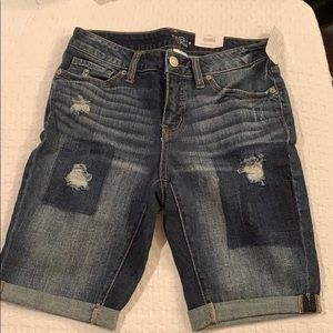 Jean shorts - Time And Tru - Size 8 NWT